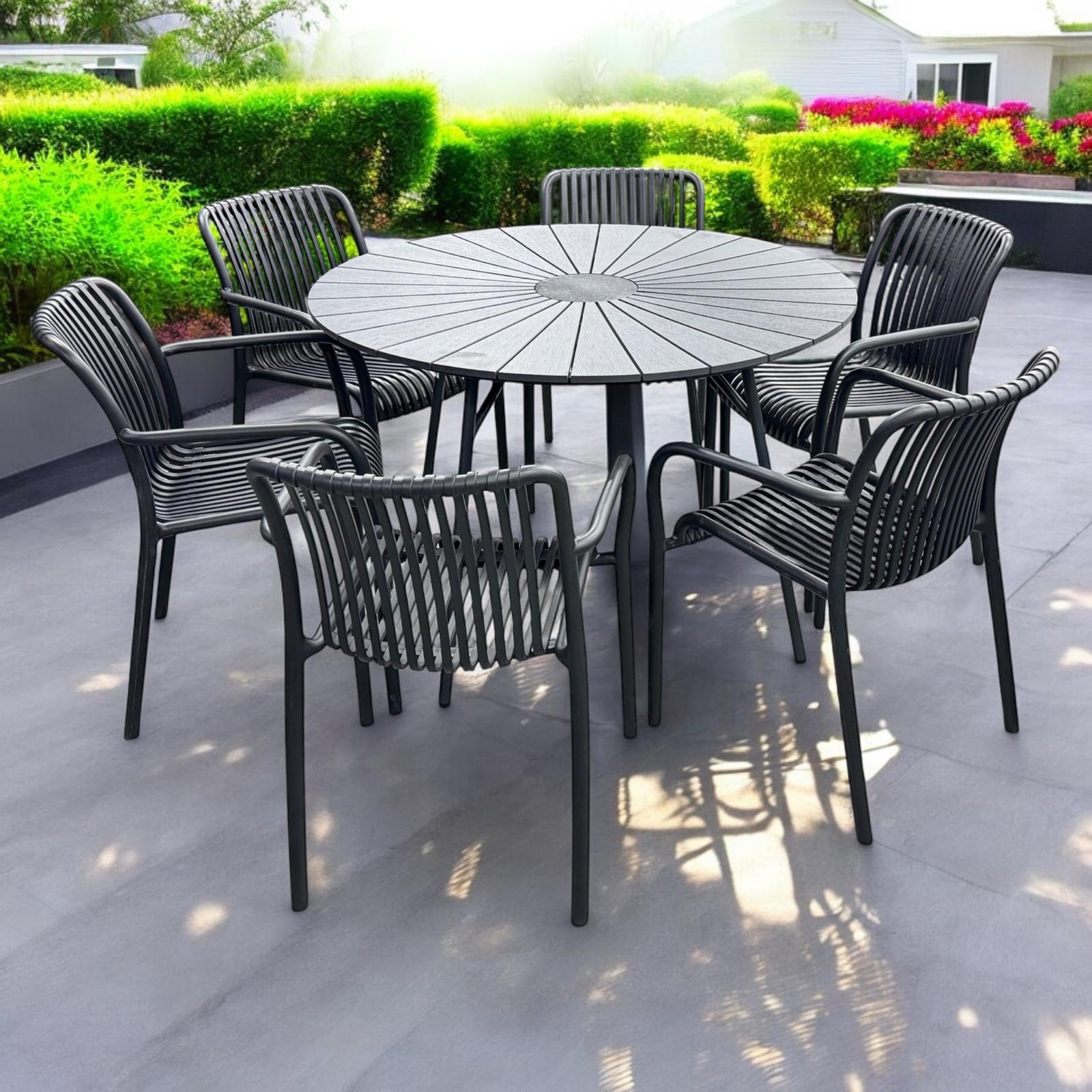 Модерна и издржлива маса,во комбинација цо 6 удобни столици