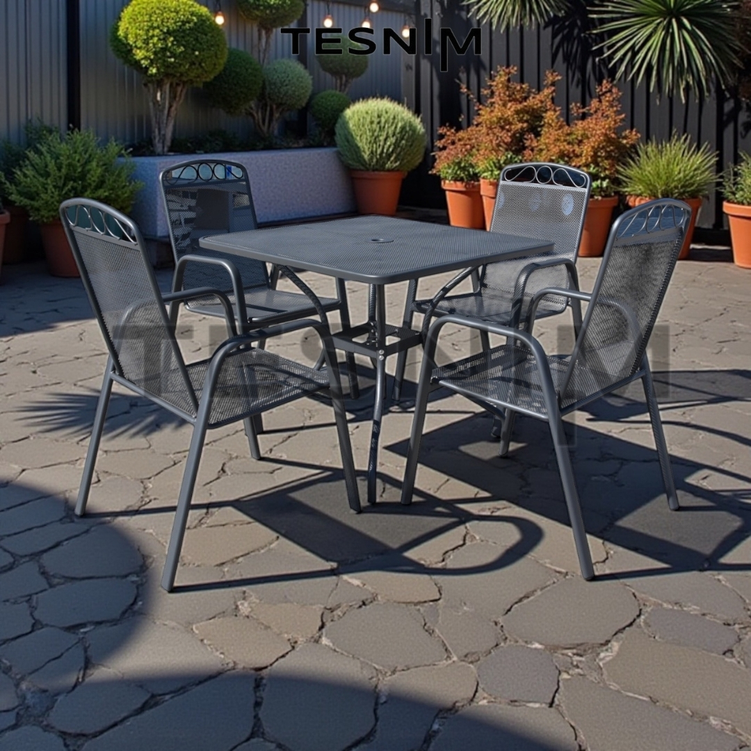 Сет маса со 4 столици